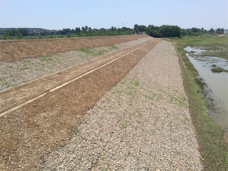 湖南小山建設(shè)有限公司,承接水利水電工程,承接河湖疏浚工程,機(jī)械設(shè)備租賃,建材銷售,小山建設(shè)